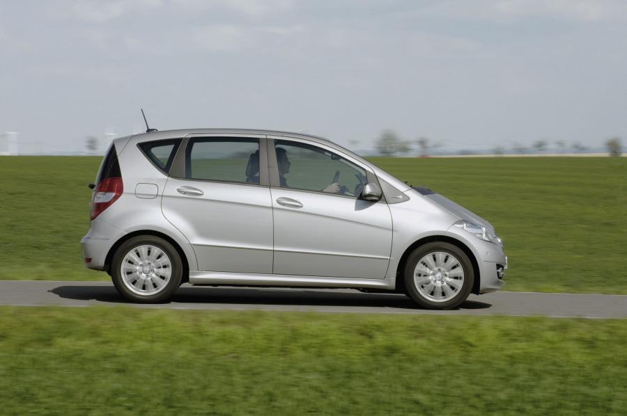  Mercedes-Benz A-Class 5-Door 2009 года  (фото 12 из 114)